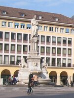 Bozen Hauptplatz.jpg