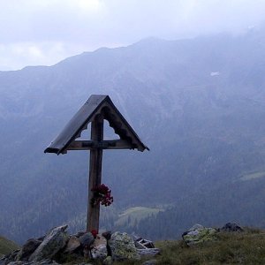 Andacht vor der Hütte