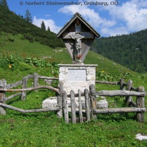 Wegkreuz bei Hochmölbinghütte