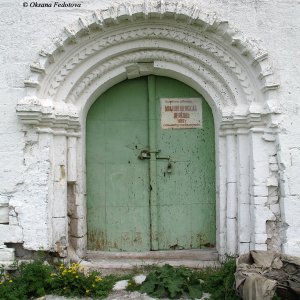 Eingang der Mariä-Verkündigung-Kirche (17.Jh.)