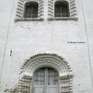 Seiteneingang der Mariä-Verkündigung-Kirche (17.Jh.)