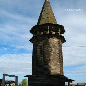 der Glockenturm in Ljadiny