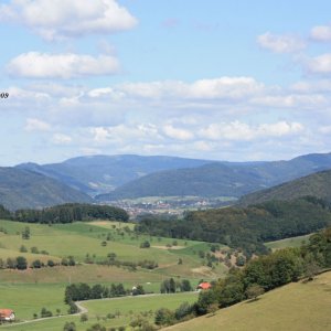 Blick von der Christ Richtung Zell a.H.und Nordrach