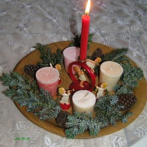 Adventskranz/Adventsteller