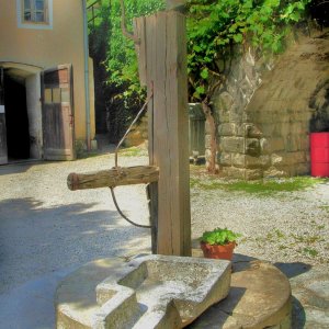 Brunnen im Hof