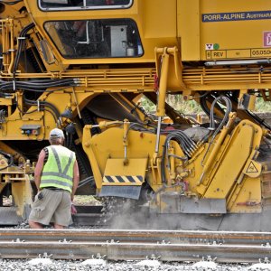 Bahnbauzug im Einsatz