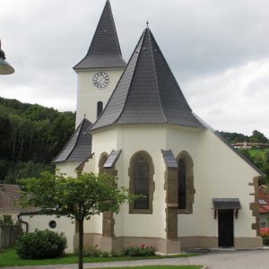 Kirche in Stössing