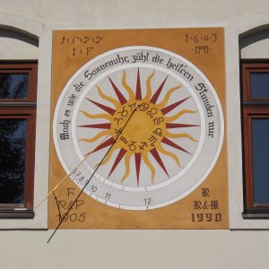 Sonnenuhr in Wilhelmsburg (NÖ)