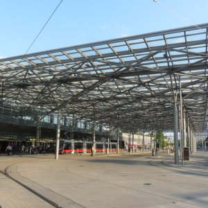 Vordach Bahnhof "Wien Praterstern"