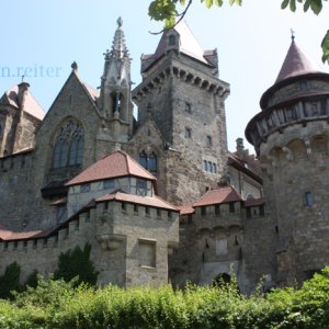 burg kreuzenstein