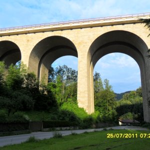 Autobahnbrücke