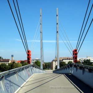 Kaisermühlenbrücke