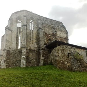 Ruine der Probsteikirche Virgilienberg 1, Friesach (K).