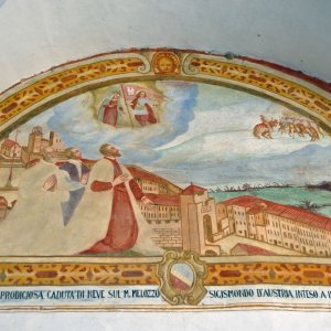 Santuario Santi Corona e Vittore ad Anzù di Feltre - Kreuzgang