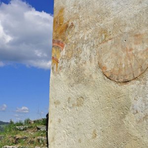 Maria Waitschach - Karner mit Sonnenuhr