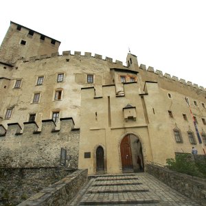 Lienz, Schloss Bruck