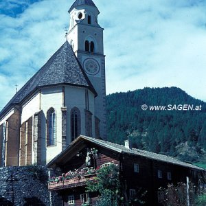 Virgen, Obermauern