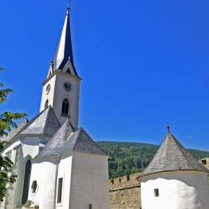 Gmünd in Kärnten - Stadtpfarrkirche mit Karner