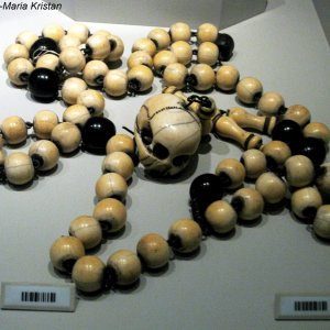 Rosenkranz mit Totenkopf Volkskundemuseum Innsbruck