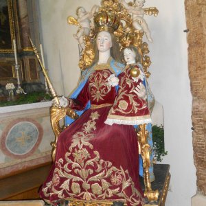 Thronende Madonna, Kitzbühel