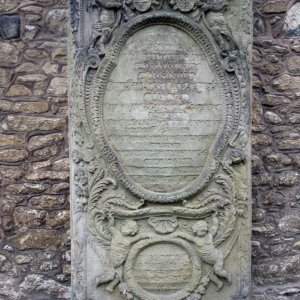 Alter Grabstein bei der Bündheimer Kirche in Bad Harzburg