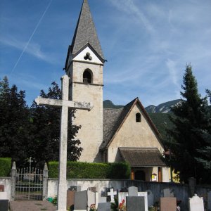 Das Friedhofskreuz von Prio