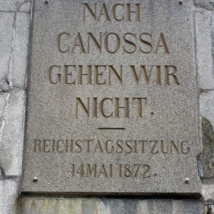 Canossa, Bismarck und die Säule von Bad Harzburg