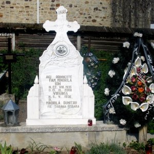 Friedhof beim Moldaukloster Voronet