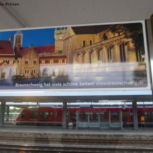 Werbetafel am Braunschweiger Bahnhof