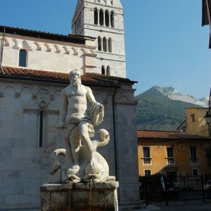 Dom zu Carrara (Italien)