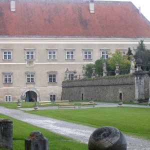 Benediktinerstift St. Lambrecht, Innenhof