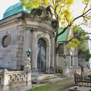 Häuser für die Ewigkeit - Hietziger Friedhof