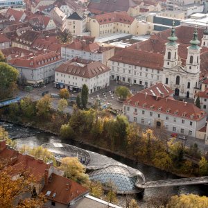 Schloßberg - Blick zur Kirche Mariahilf und zur Murinsel