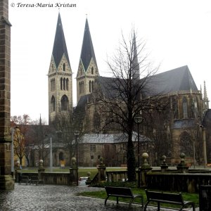 Blick von der Martinikirche zum Dom von Halberstadt