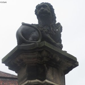 Skulptur beim Heineanum, Halberstadt