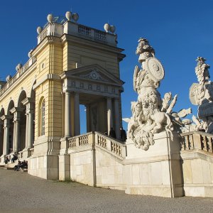 die Gloriette im novemberlichen Nachmittagslicht