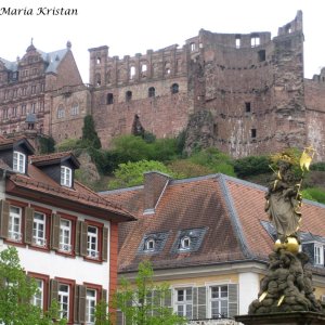 Altstadt Heidelberg mit Blick zum Heidelberger Schloss