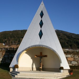 Edith Stein Friedhofskapelle in Patsch