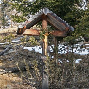 Wegkreuz bei der Luggeralm