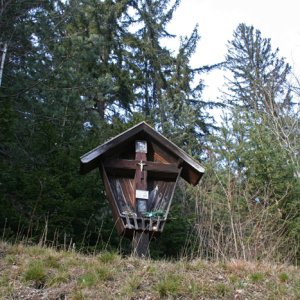 Wegkreuz beim Gfriller Hof Gfrill Tisens Südtirol