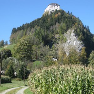 Wanderweg zur Burg Strechau