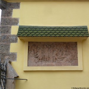 Relief Leopoldstraße