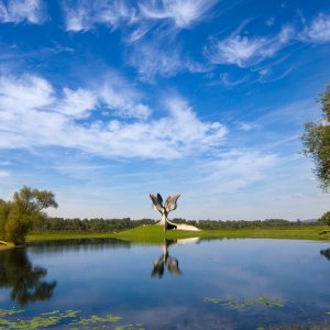 Spomenik Jasenovac