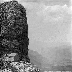 Riemannhaus vor dem Sommerstein um 1920