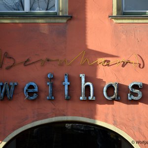 Neon Fassadenschrift Innsbruck