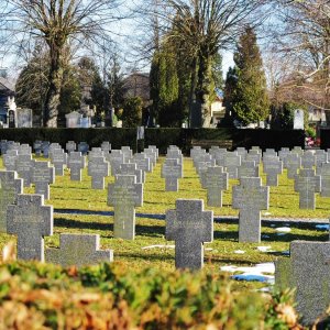 Gräberfeld 2. Weltkrieg Friedhof St. Pölten