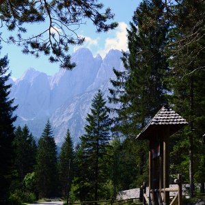 Heldenfriedhof von Wolfsbach/Valbruna (Italien)