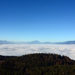 Blick vom Pyramidenkogel gegen Westen