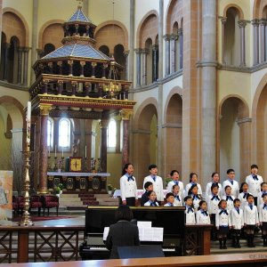 Koreanischer Kinderchor, Kirche zum heiligen Franz von Assisi