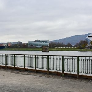 Linz, Eisenbahnbrücke